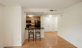355 I St SW S-607, Washington, DC 20024