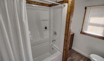 500 Stowell Ave, Alton, IL 62002