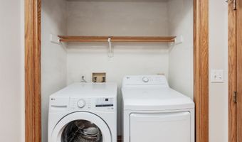 3814 Brookdale Ave, Ames, IA 50010