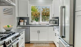 14730 SE LUELLA Ln, Milwaukie, OR 97267