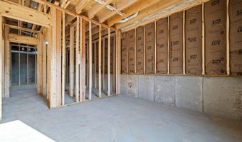 421 Beavertail Rd, Ash Grove, MO 65604