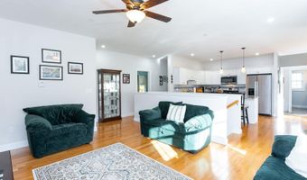 58 Granite Ln, Chester, NH 03036