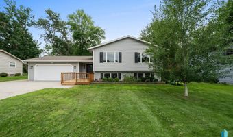 1513 E Sylvan Cir, Brandon, SD 57005