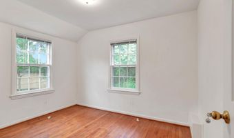 2826 JEFFERSON Dr, Alexandria, VA 22303