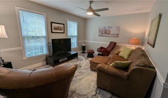222 Shallowbrook Dr, Advance, NC 27006