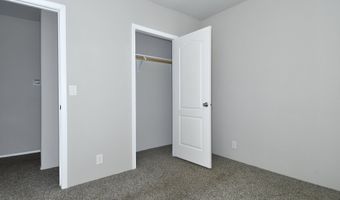 32700 SE LEEWOOD Ln 4000, Boring, OR 97009