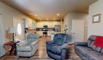 1831 E Oak Hls, Ada, OK 74820