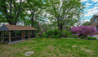 109 Sahagian Rd, Belgrade, ME 04917