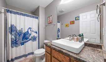 1005 Twilight Dr, North Liberty, IA 52317