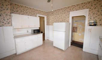 419 LOCUST Ave, Burlington, NJ 08016
