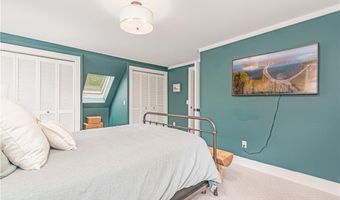 460 Schooner Ave, Jamestown, RI 02835