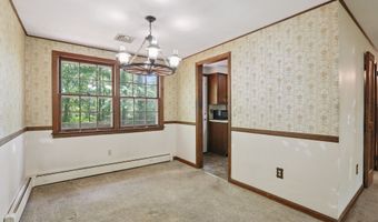 10 New Light Dr, Danbury, CT 06810