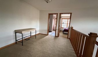 11662 Laketowne Vw, Albertville, MN 55301
