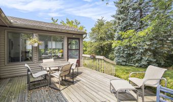 572 Trego Cir, Ann Arbor, MI 48103