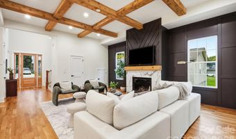 1412 Kennon St, Charlotte, NC 28205