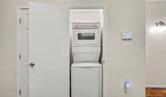 200 N ELLWOOD Ave, Baltimore, MD 21224