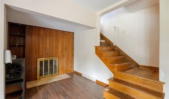 151 Overlook Dr, Alliance, OH 44601