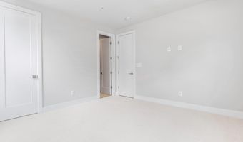 6908 GREYSWOOD Rd, Bethesda, MD 20817