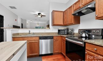3909 Picasso Ct, Charlotte, NC 28205