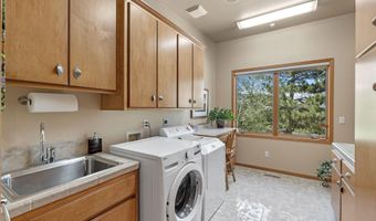 1030 Lakeside Dr, Gardnerville, NV 89460