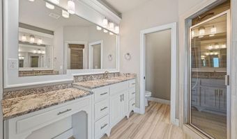 702 SE Eaton St, Bentonville, AR 72712