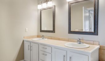 183 Mcdonnell Ave Unit 203, Biloxi, MS 39531