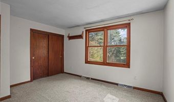 125 Lewis Farm Rd, Coventry, RI 02827