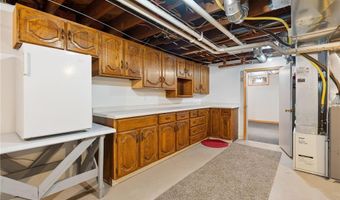 611 11th St SW, Austin, MN 55912