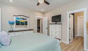 232 W Stephenson St, Alcoa, TN 37701