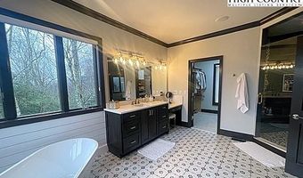 169 Goldfinch Ct, Banner Elk, NC 28604