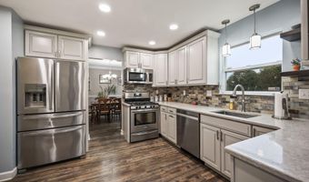 46 Hyer Ct, Aberdeen, NJ 07747