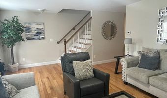 380 King St 5, Bristol, CT 06010