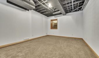 1011 Hwy 15, Armstrong, IA 50514