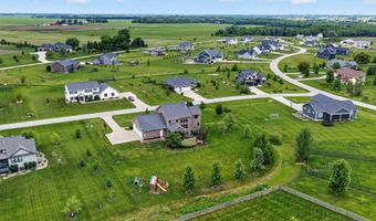 5400 Windrose Ln, Ames, IA 50014