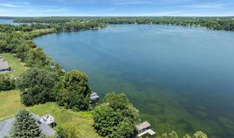 1308 Geneva Dr, Alexandria, MN 56308