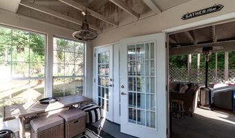 1009 Douglas Dr, Bainbridge, GA 39819