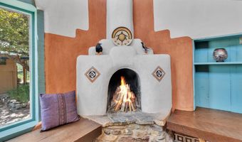 51 Atalaya Rd, Arroyo Hondo, NM 87513
