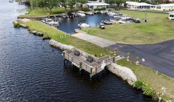 8 Kelp St, Alva, FL 33920