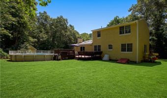 189 Wolf Rock Rd, Exeter, RI 02822