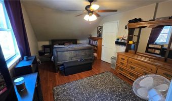 122 Leigh St, Warwick, RI 02889
