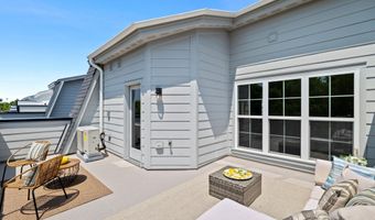 2550 FARMSTEAD Dr, Rockville, MD 20850