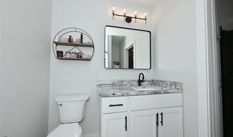 4135 State Park Dr, Akron, OH 44319