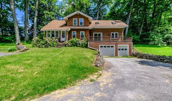 4 Pineway Dr, Auburn, ME 04210