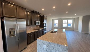 20322 NEWFOUNDLAND Sq, Ashburn, VA 20147