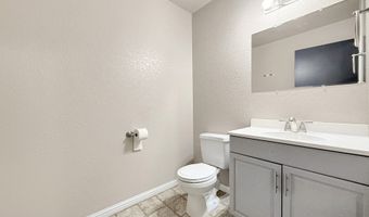 325 MATOT St B, Brookings, OR 97415
