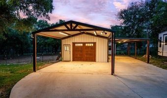 140 Wood Valley Dr, Adkins, TX 78101