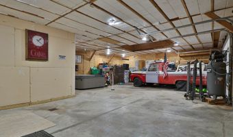 21806 S 190 St, Adams, NE 68301
