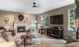 557 S MOSS HILL Dr, Bountiful, UT 84010