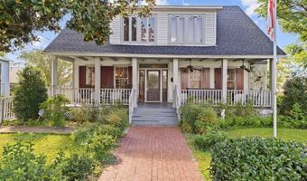 210 N Washington St, Abbeville, LA 70510