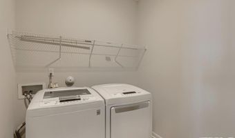 2735 Dilly Dally Ct, Apex, NC 27502